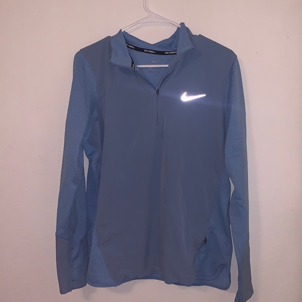 Nike running - baby blue long sleeve pull over - dry fit - size L-XL 💙